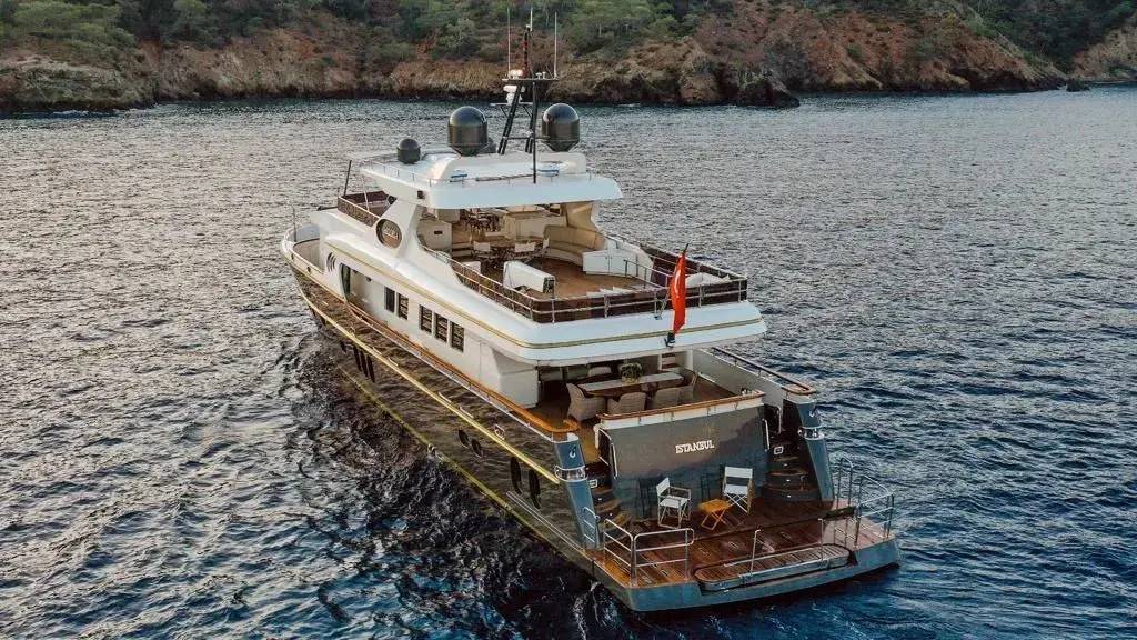 Astos, Trawler